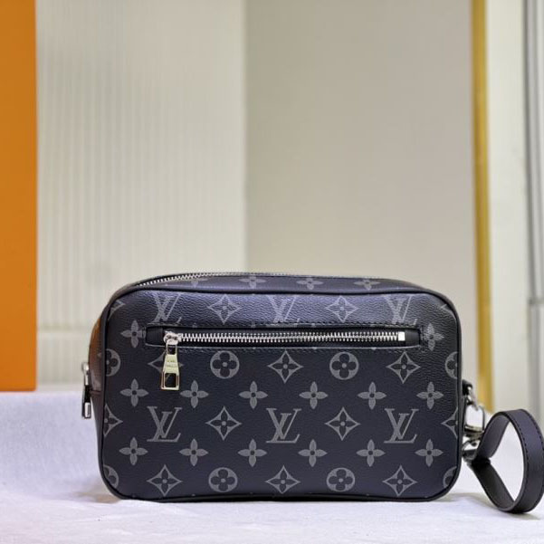 LV Clutch Bags